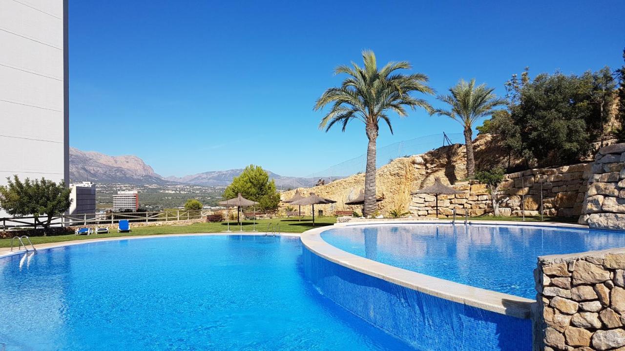 Skyline 9 Apartamento De 2 Dormitorios Soleado Con Terraza Privada Μπένιντορμ Εξωτερικό φωτογραφία
