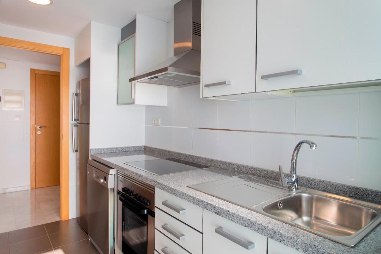 Skyline 9 Apartamento De 2 Dormitorios Soleado Con Terraza Privada Μπένιντορμ Εξωτερικό φωτογραφία